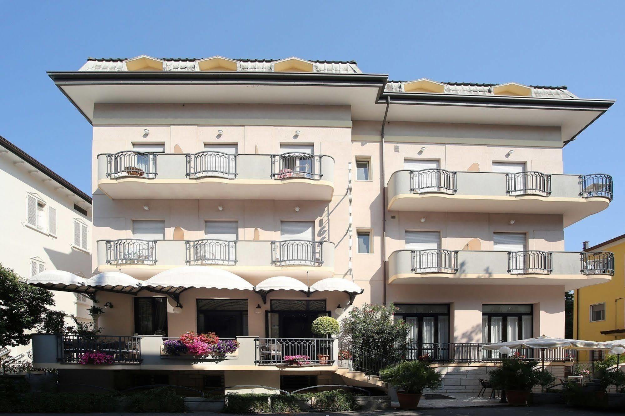 Hotel Piccinelli Rimini Zewnętrze zdjęcie